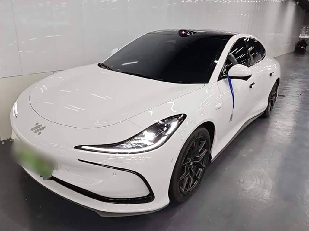 IM Motors IM L6