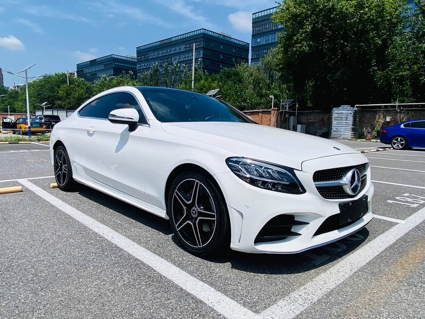Mercedes-Benz C-Class