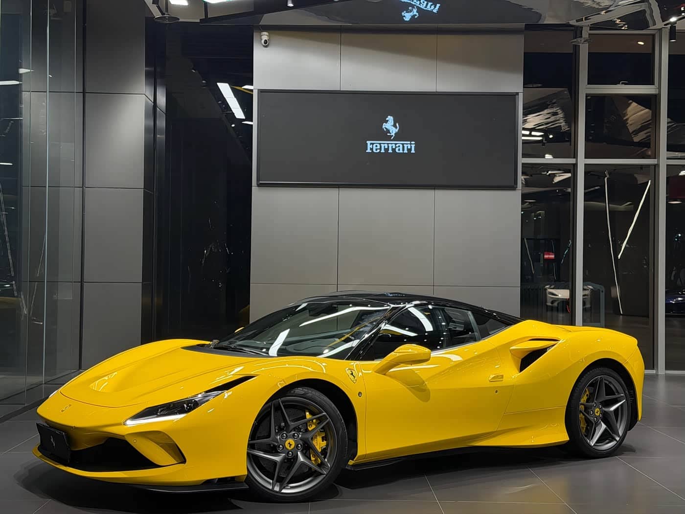 Ferrari F8