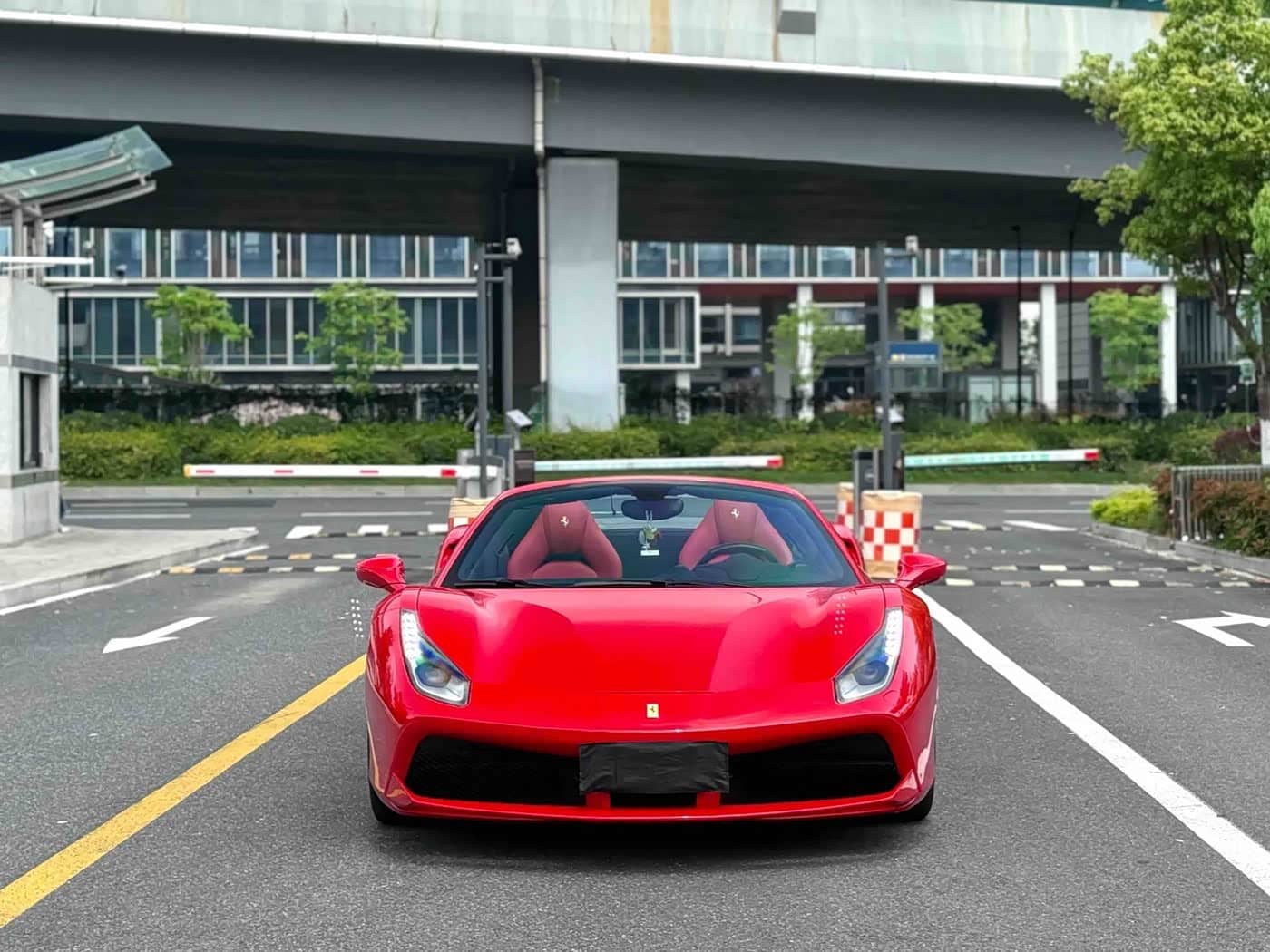 Ferrari 488