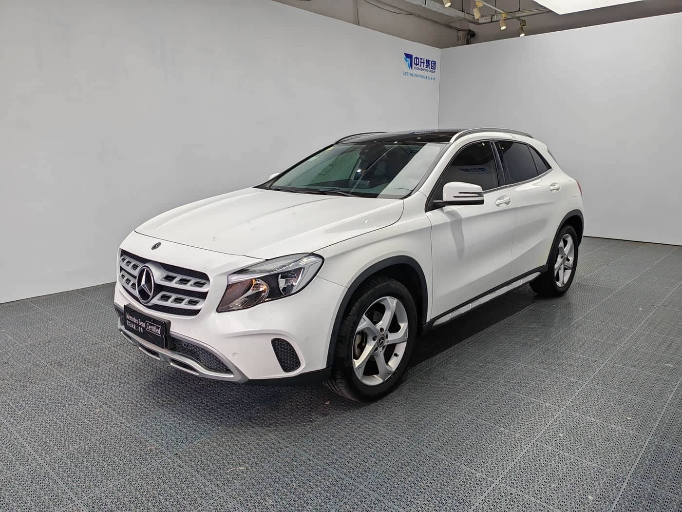 Mercedes-Benz GLA