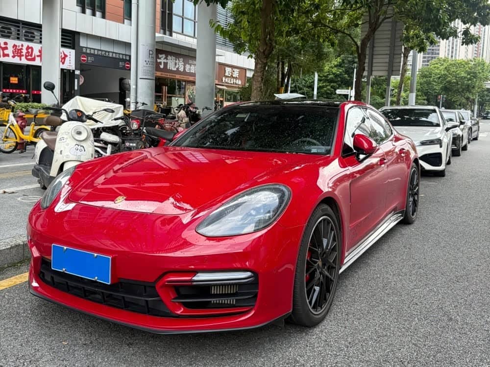 Porsche Panamera