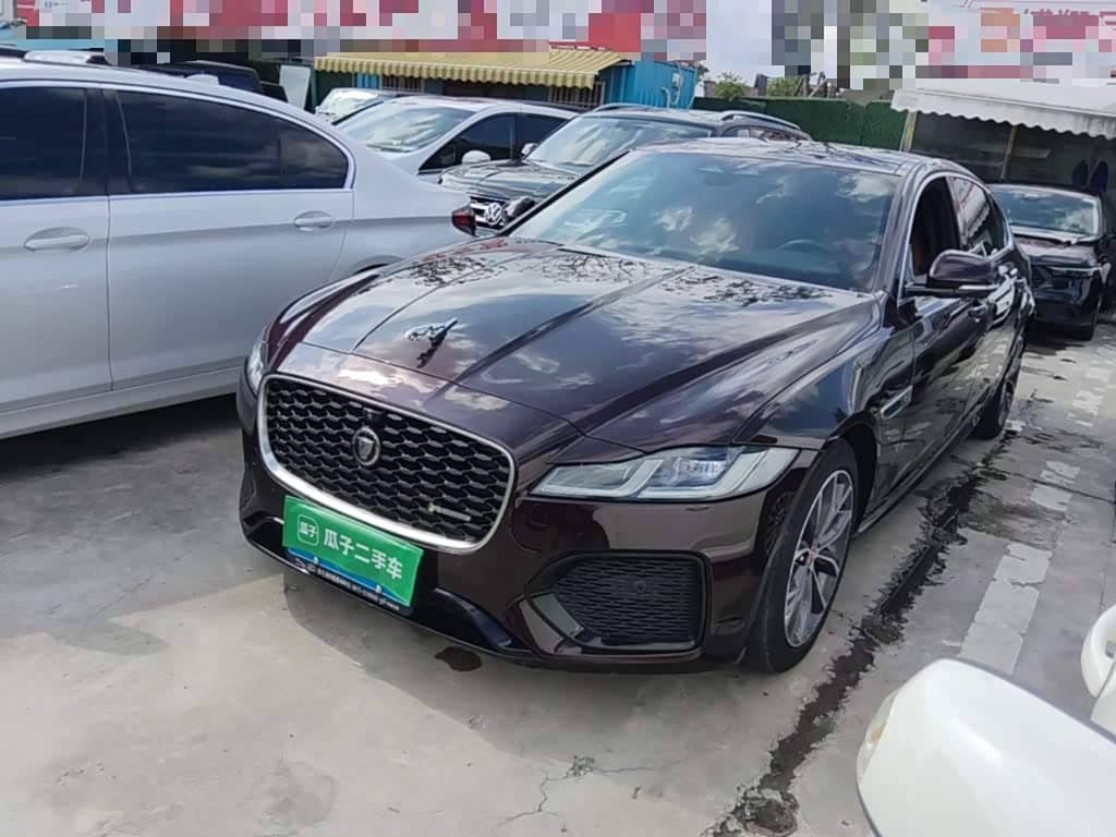 Jaguar XFL