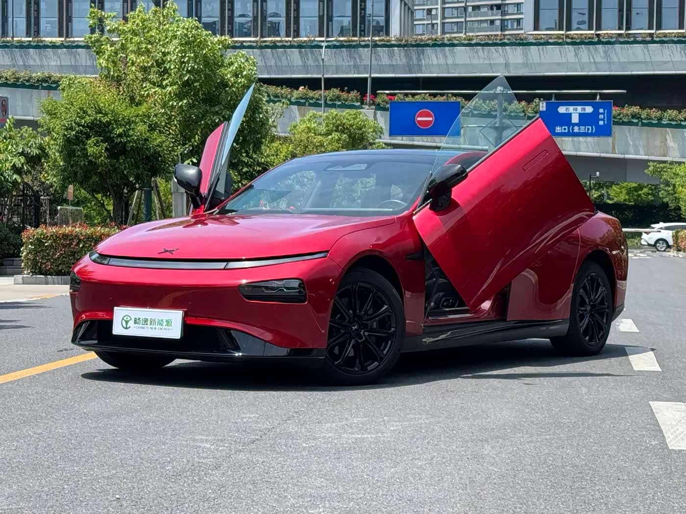 XPeng P7