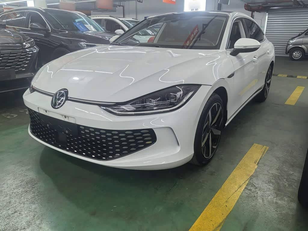 Volkswagen Lamando