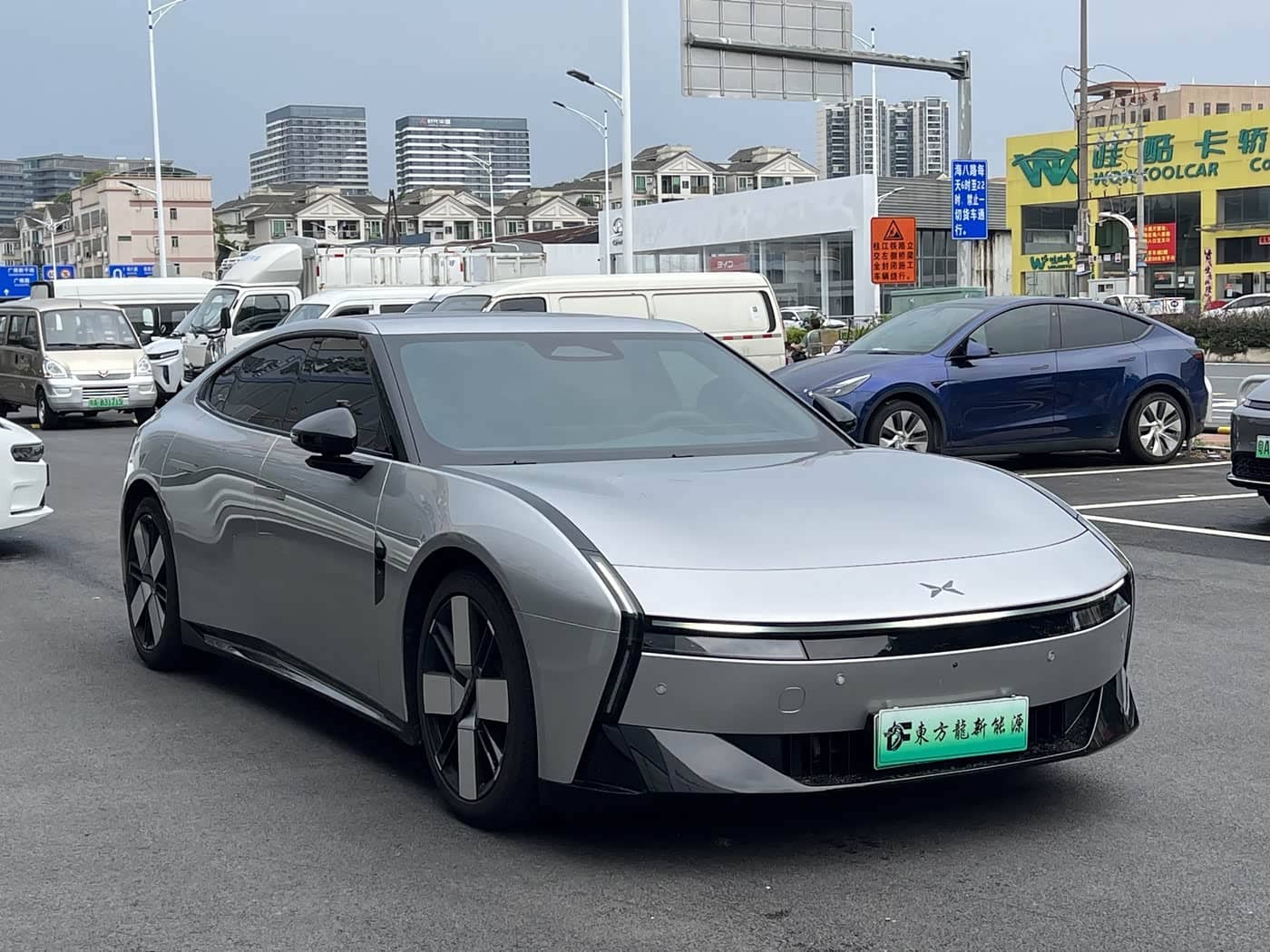 XPeng P7