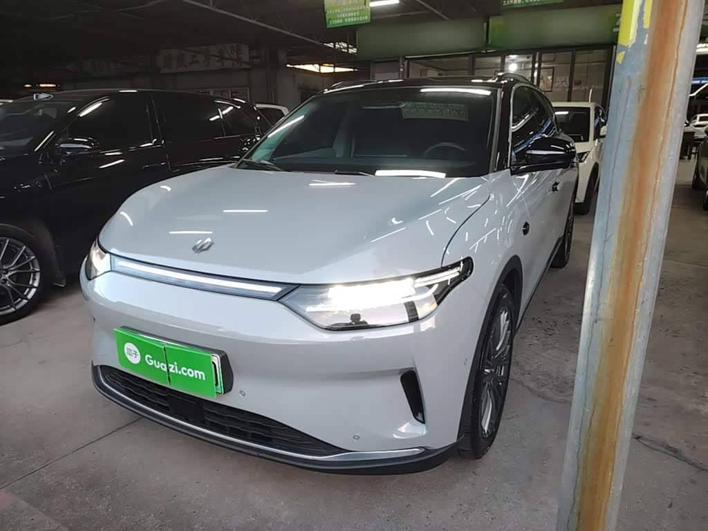 Leapmotor C11