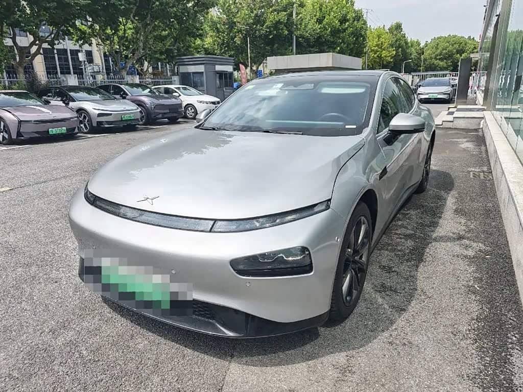 XPeng P7