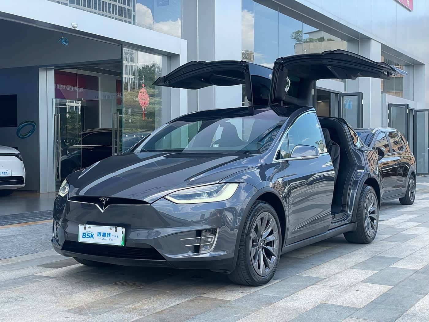 Tesla Model X