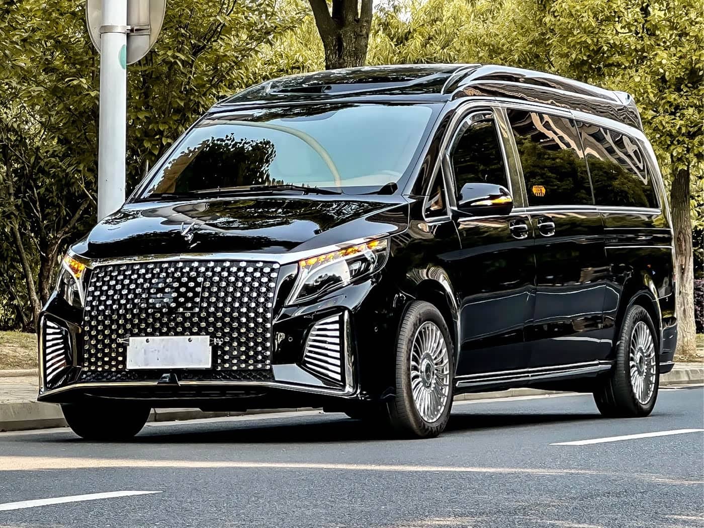 Mercedes-Benz V-Class