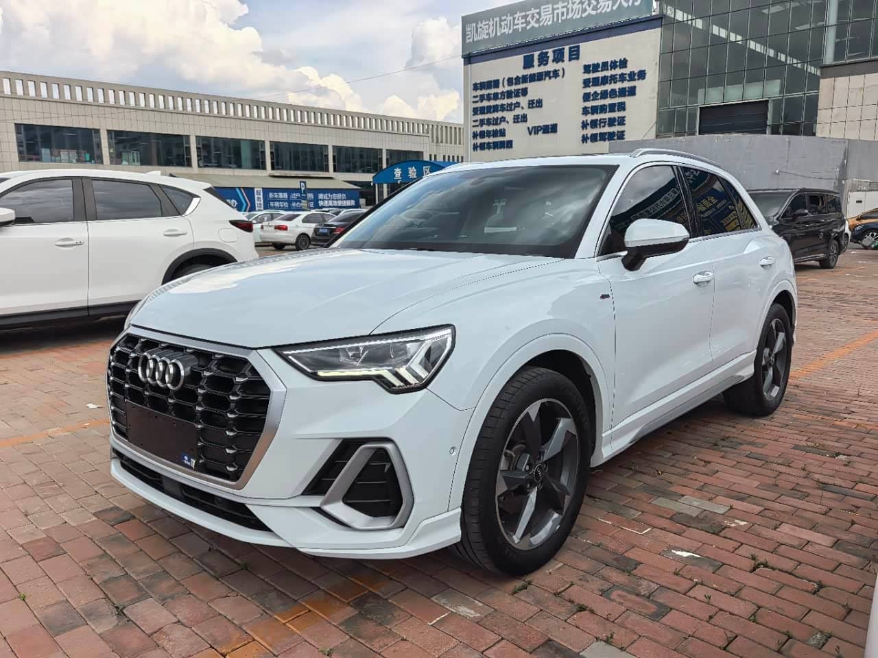 Audi Q3