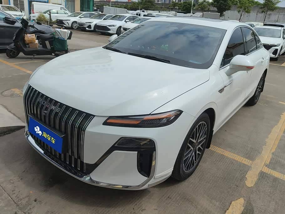 Roewe M7 DMH