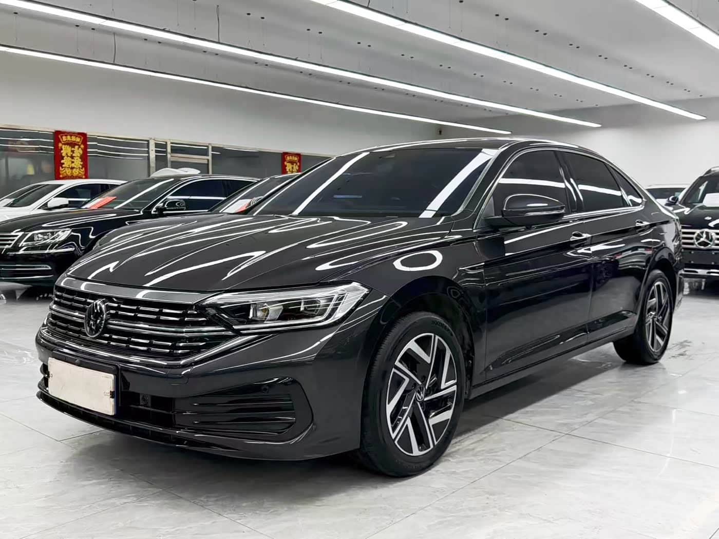 Volkswagen Sagitar