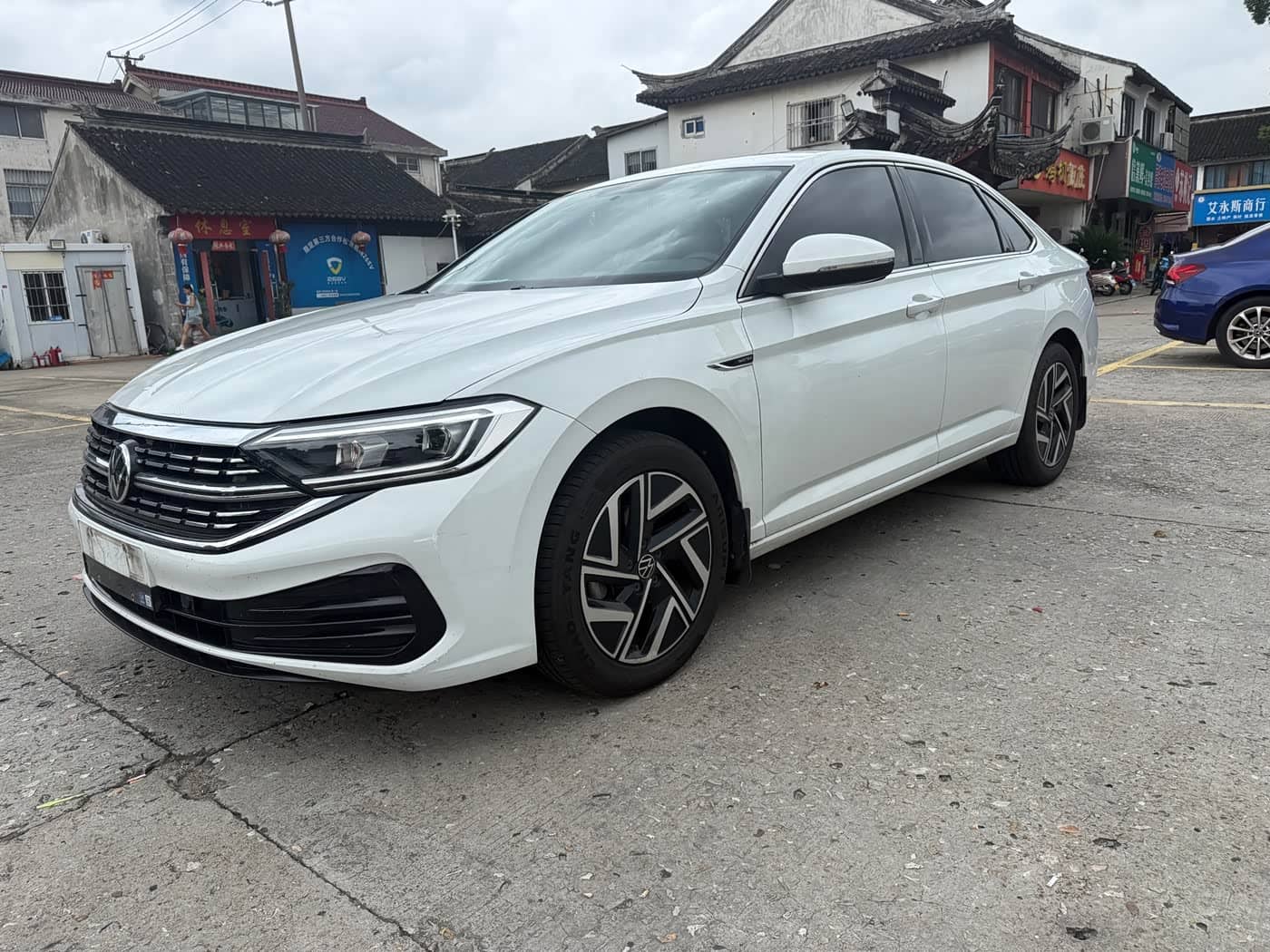 Volkswagen Sagitar