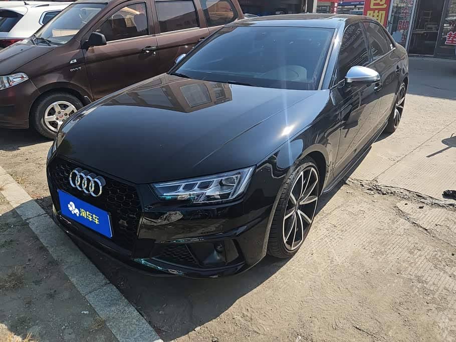 Audi S4