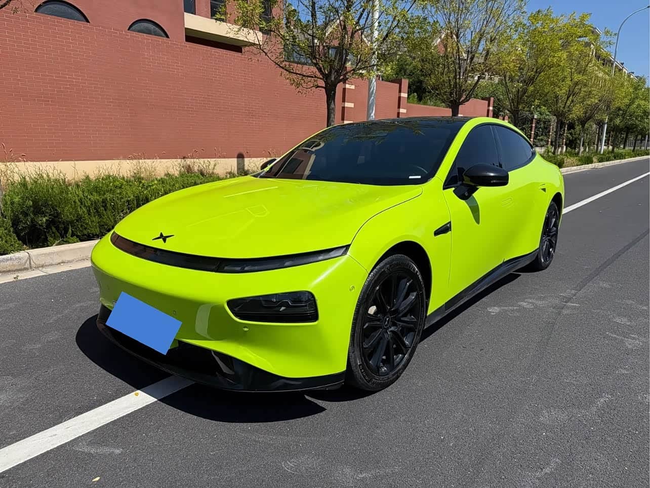 XPeng P7