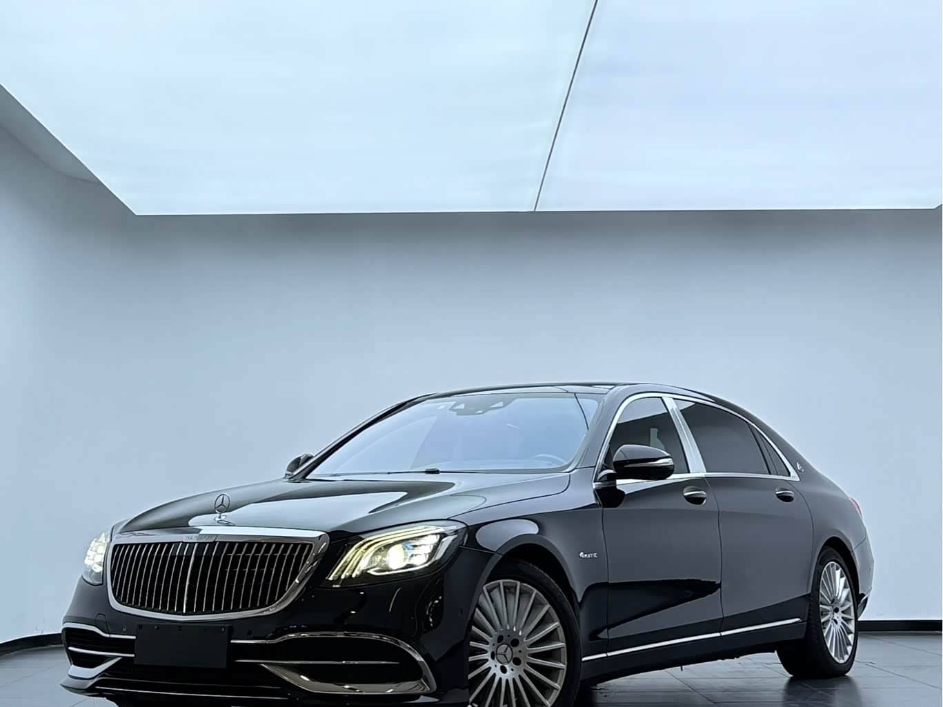 Mercedes-Benz Maybach S-Class