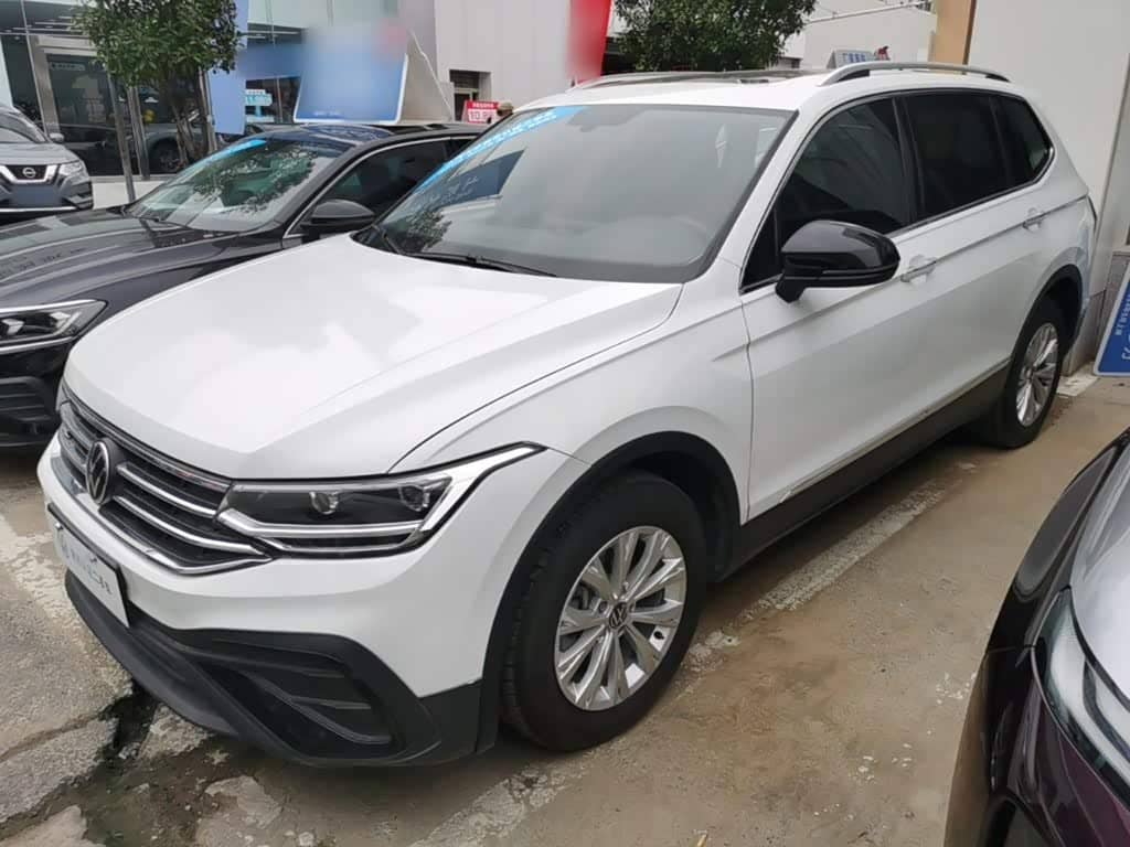 Volkswagen Tiguan L