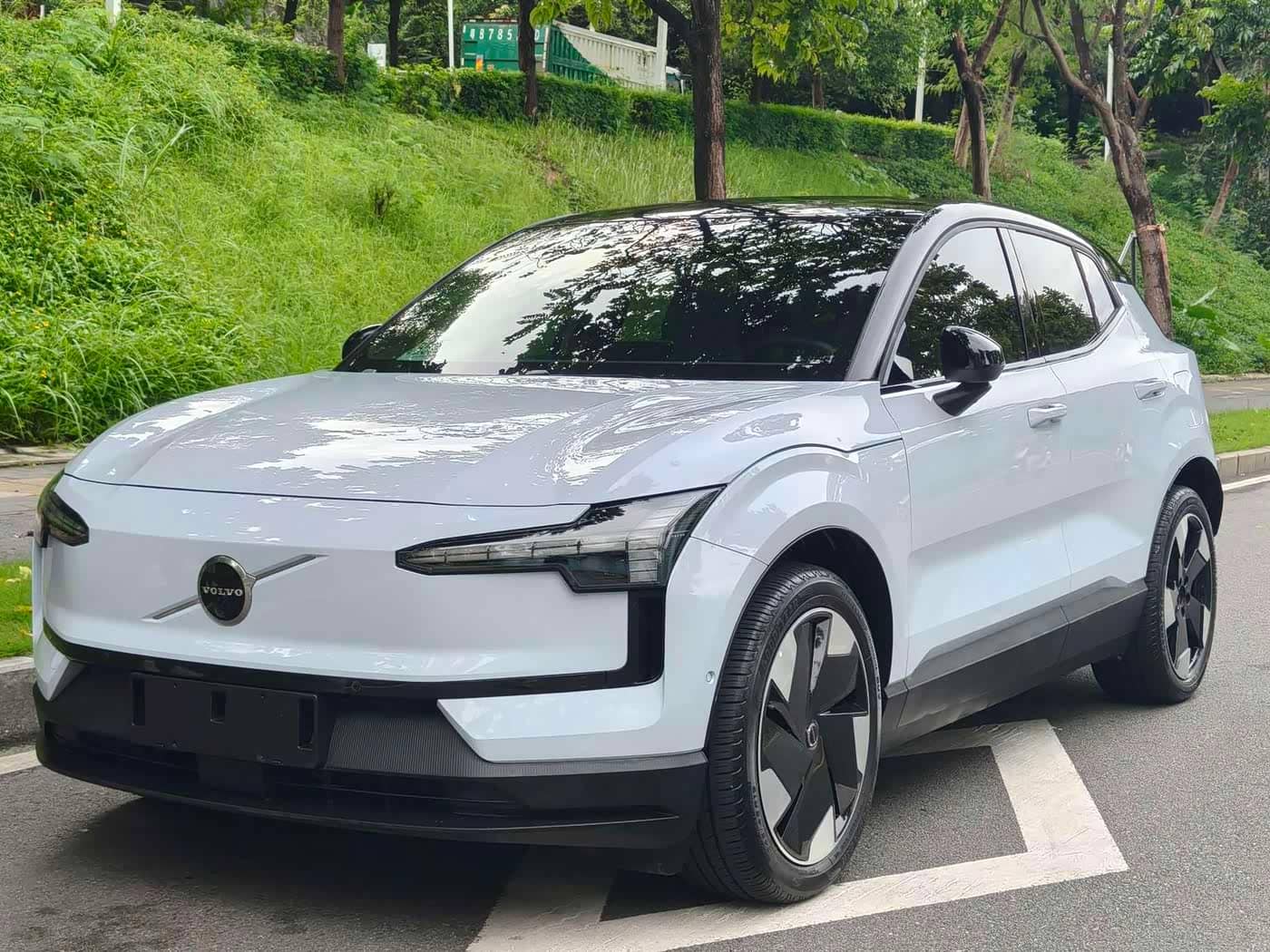 Volvo EX30