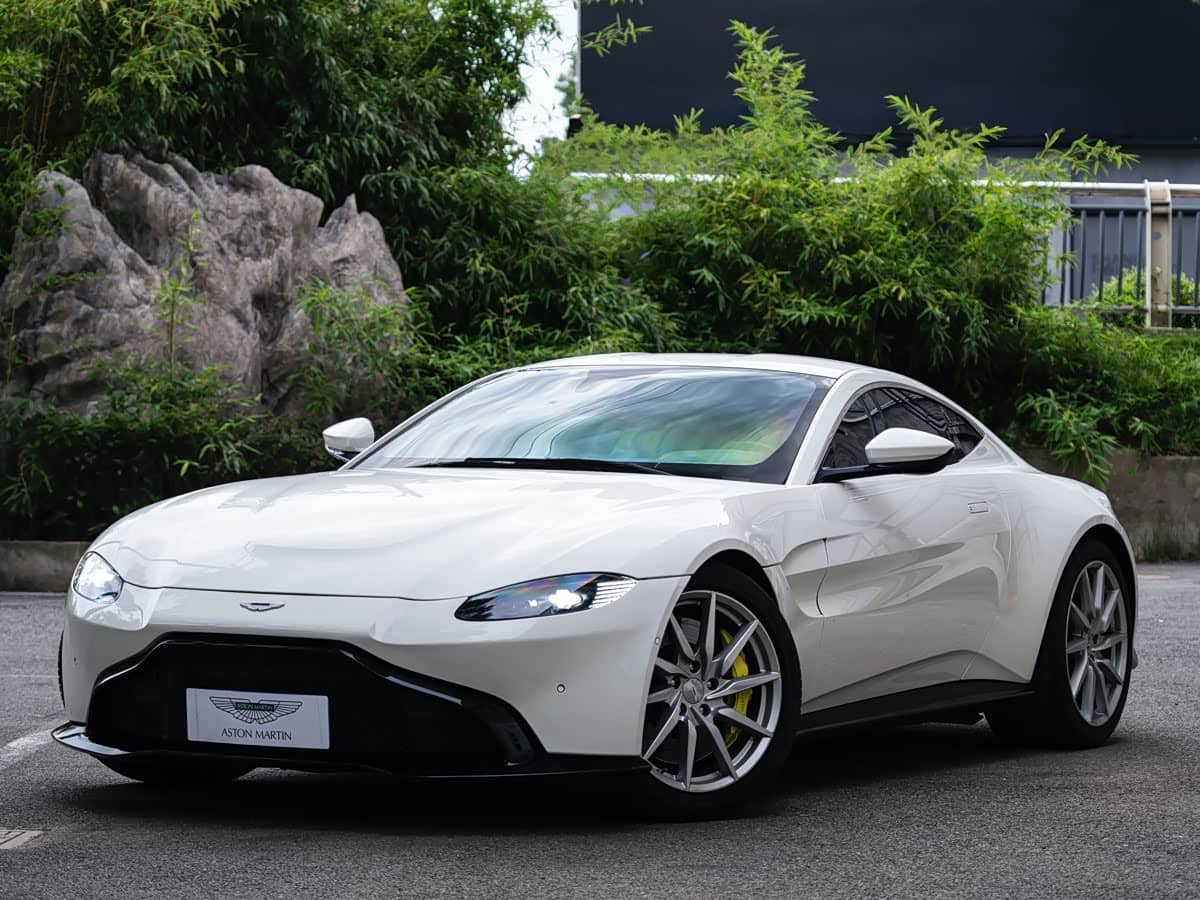 Aston Martin V8 Vantage