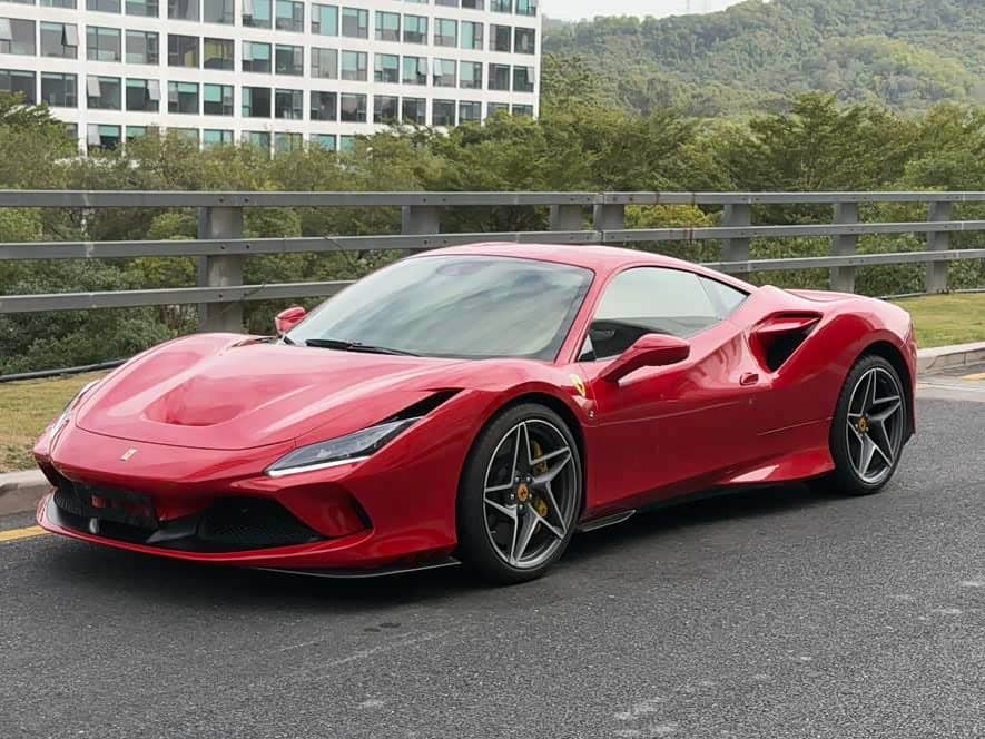 Ferrari F8