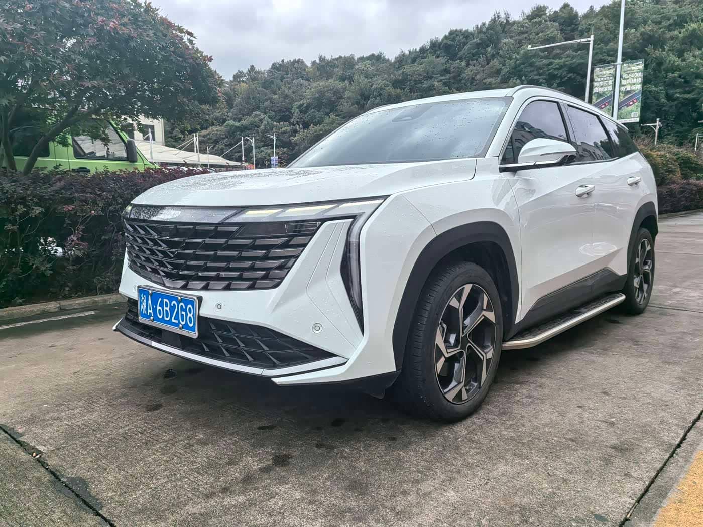 Geely Boyue L