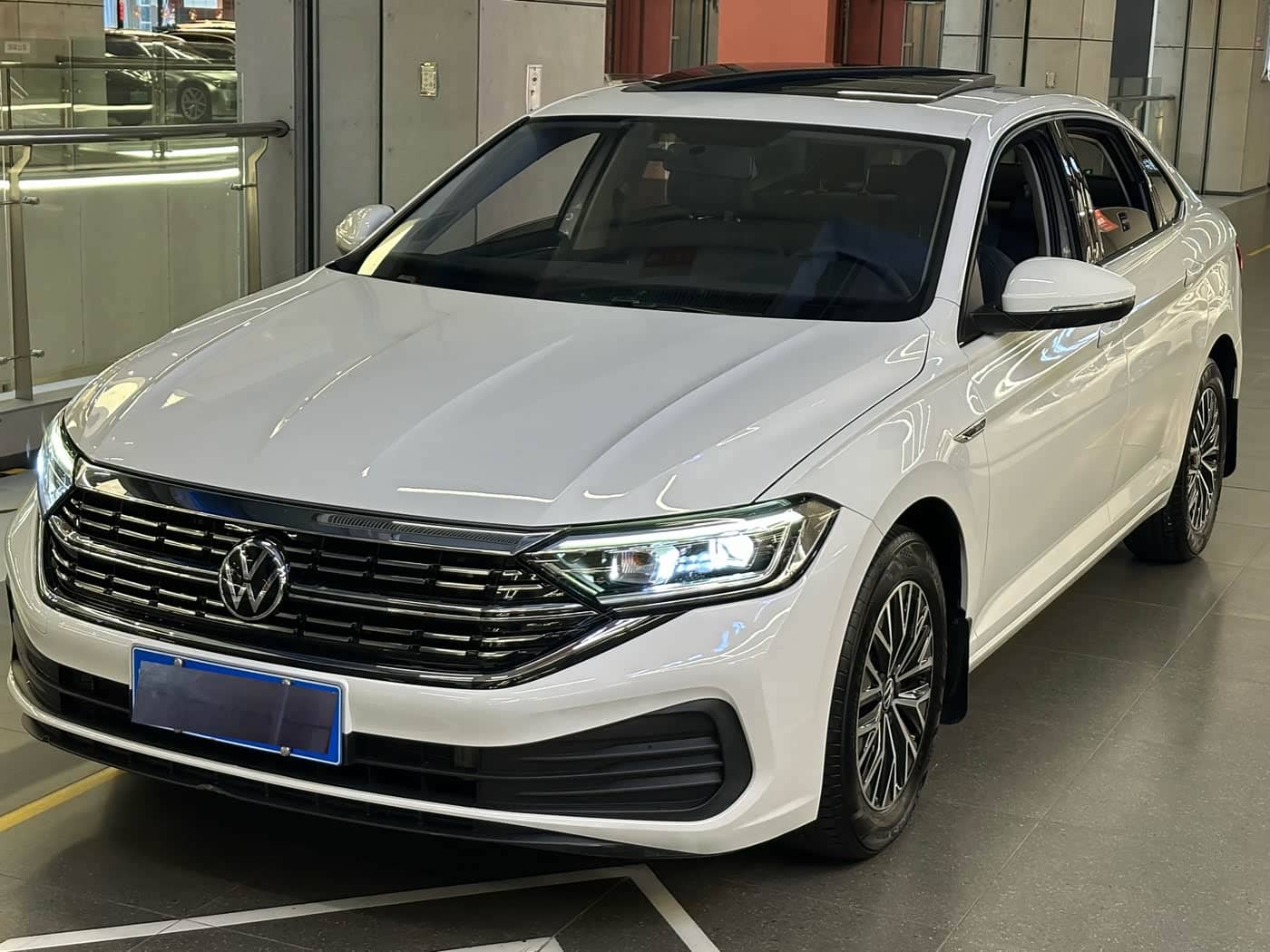 Volkswagen Sagitar