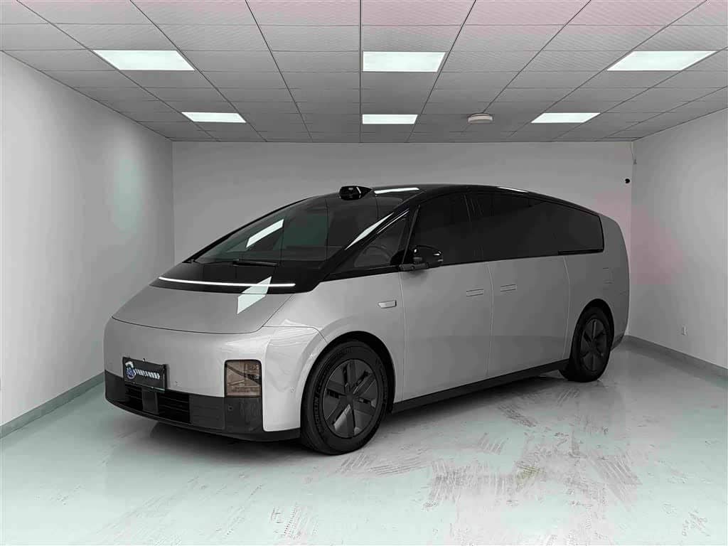 Li Auto MEGA