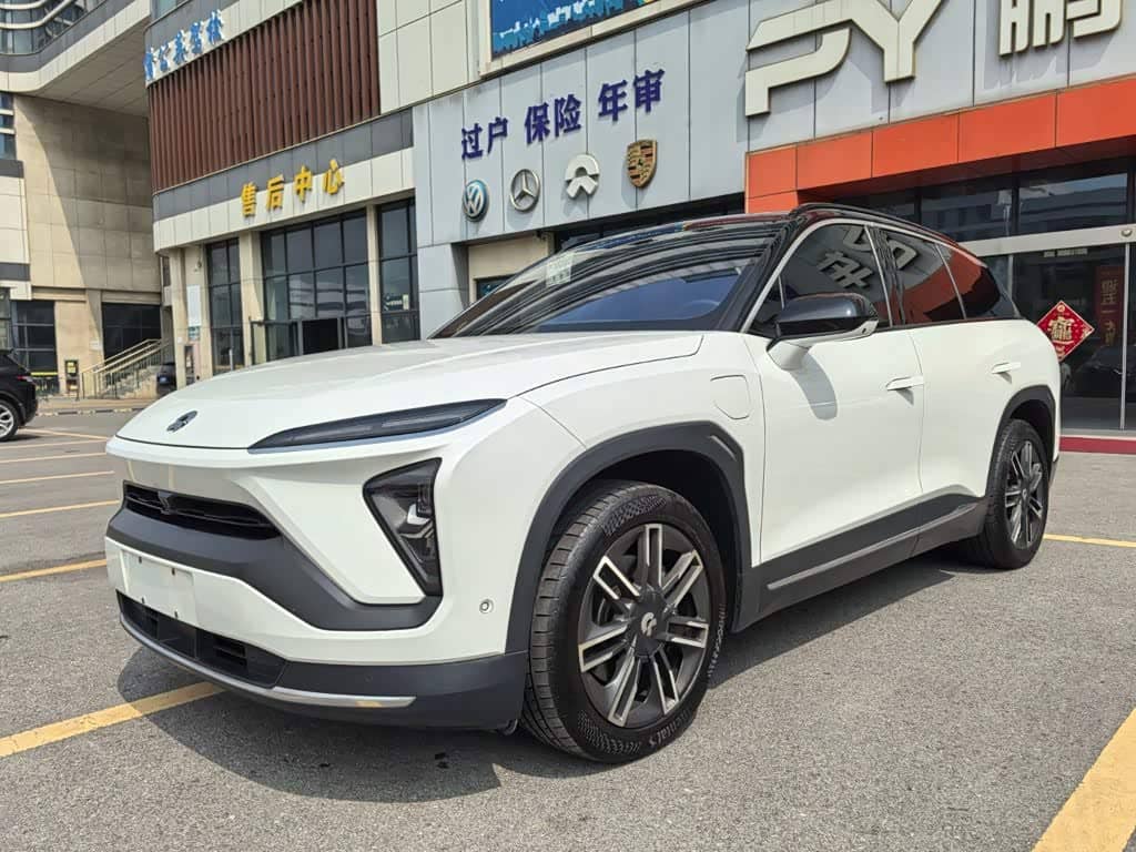 NIO ES6