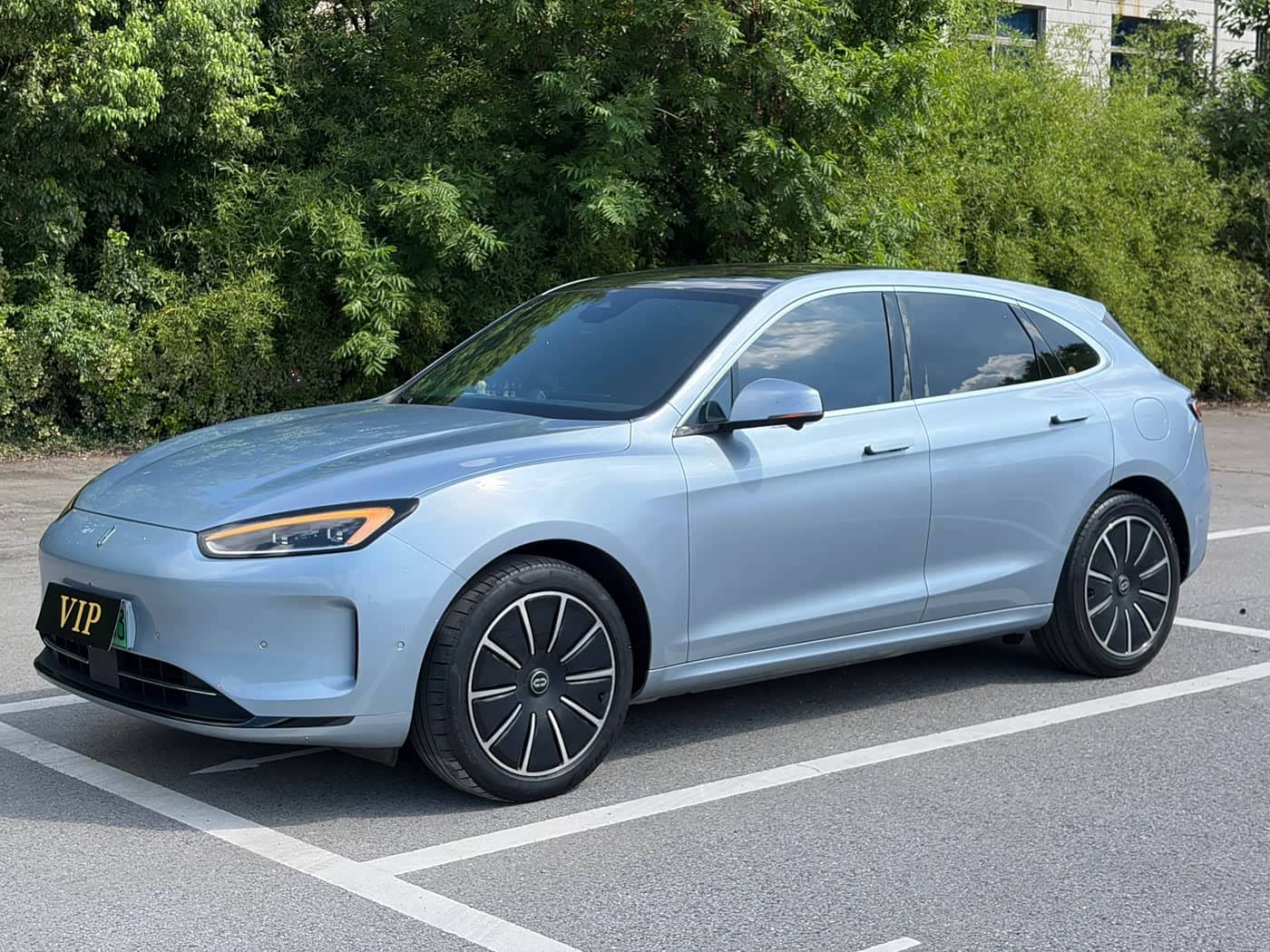 AITO Wenjie AITO M5