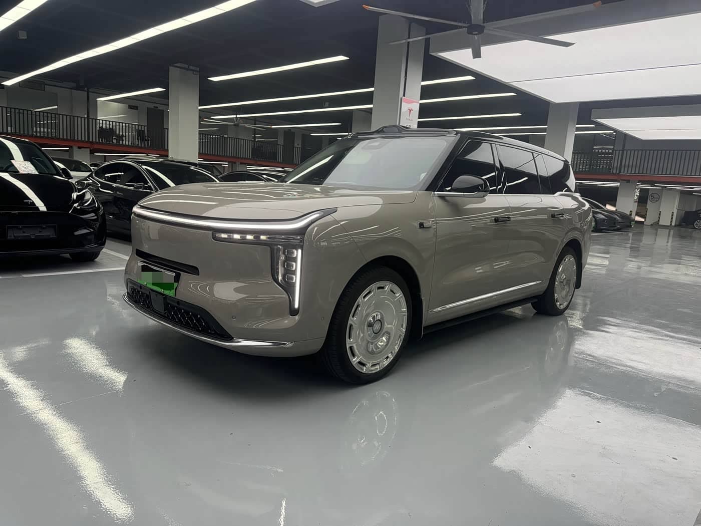 IM Motors IM LS9