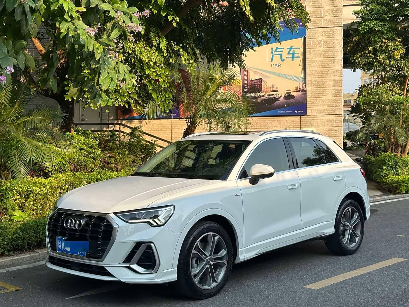 Audi Q3