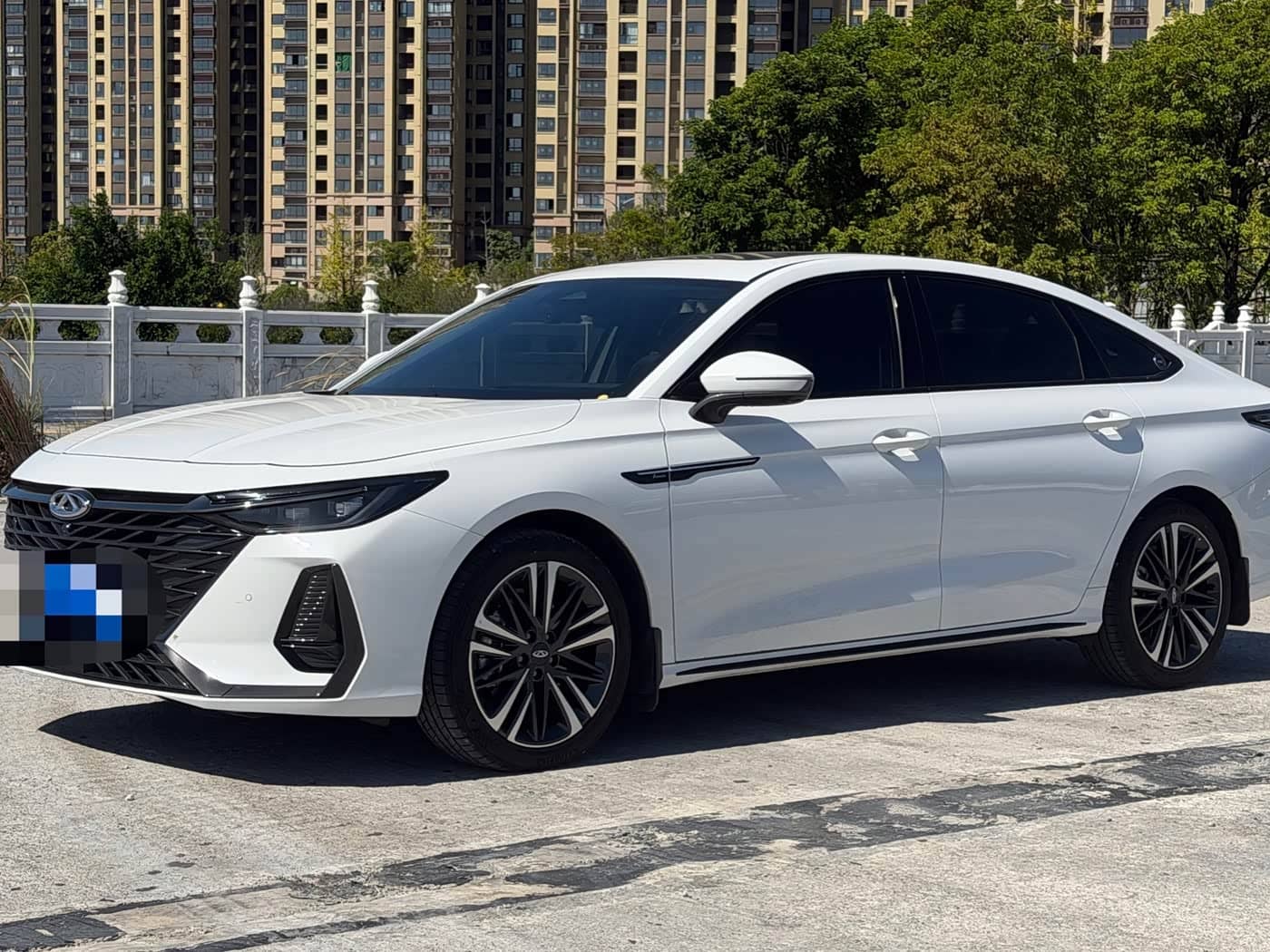 Chery Arrizo 8