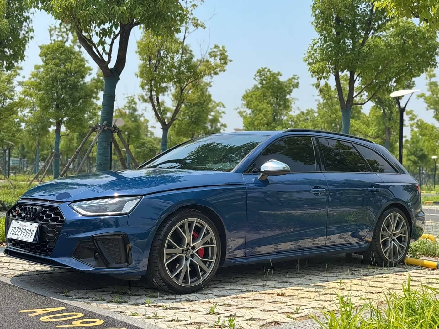 Audi S4