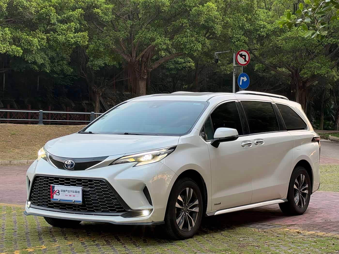 Toyota Granvia