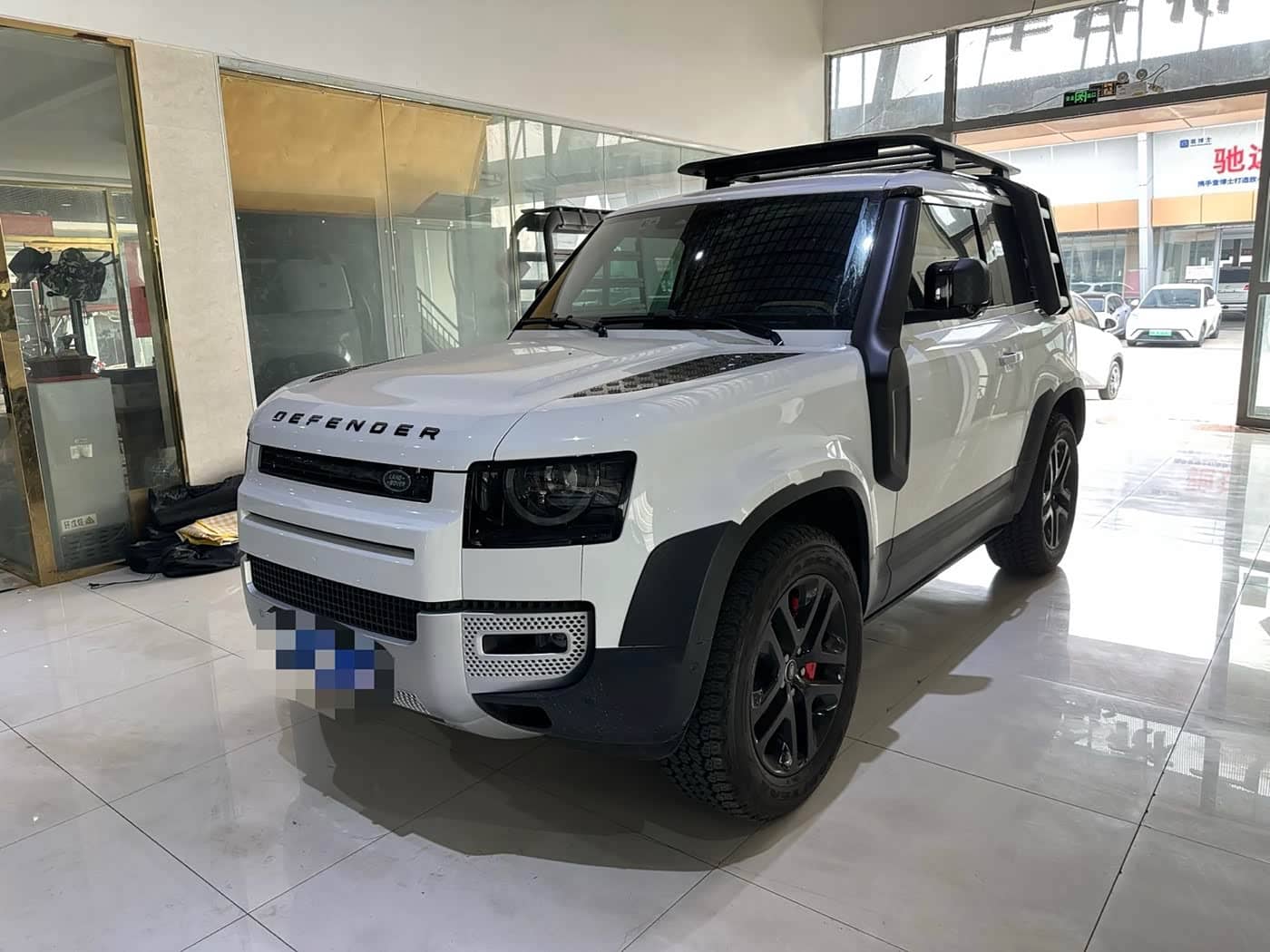 Land Rover Defender