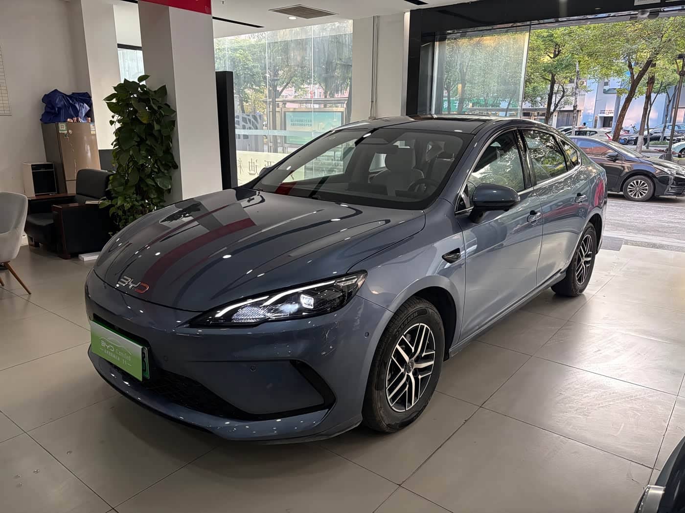BYD Hai Bao 05 DM-i