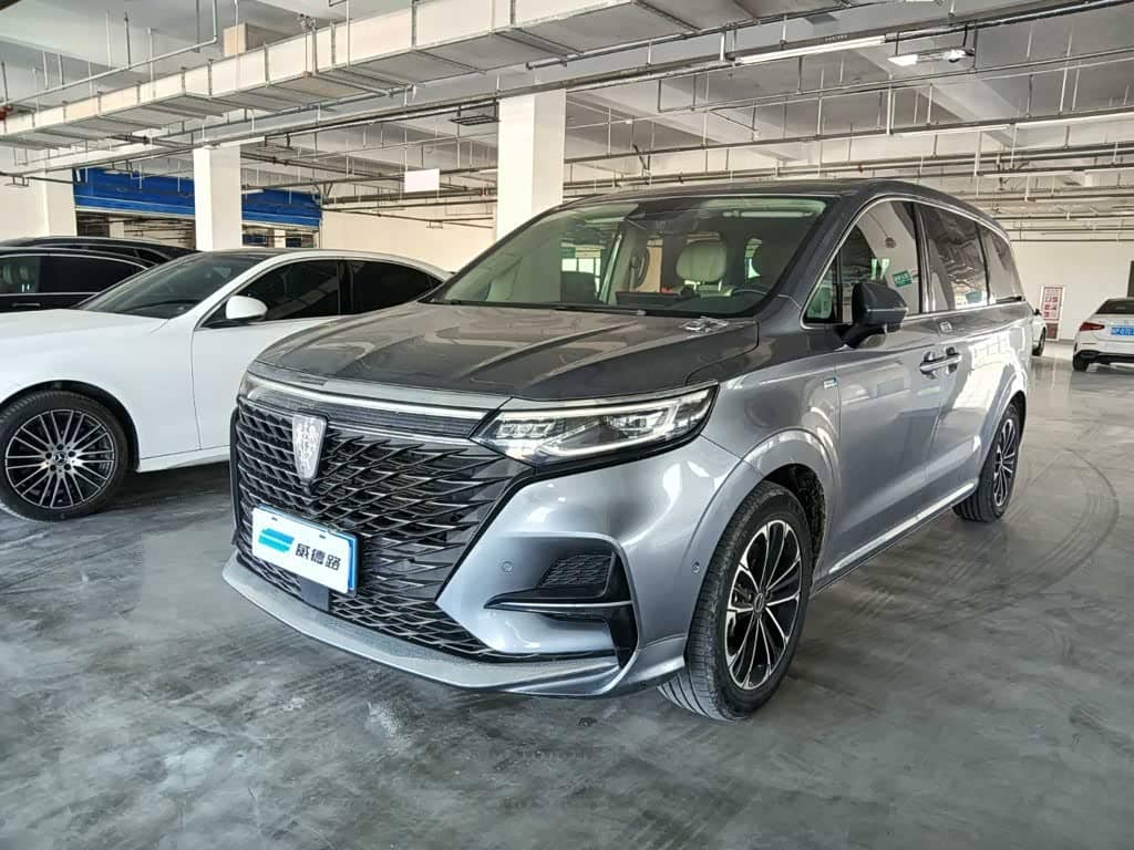 Roewe iMAX8