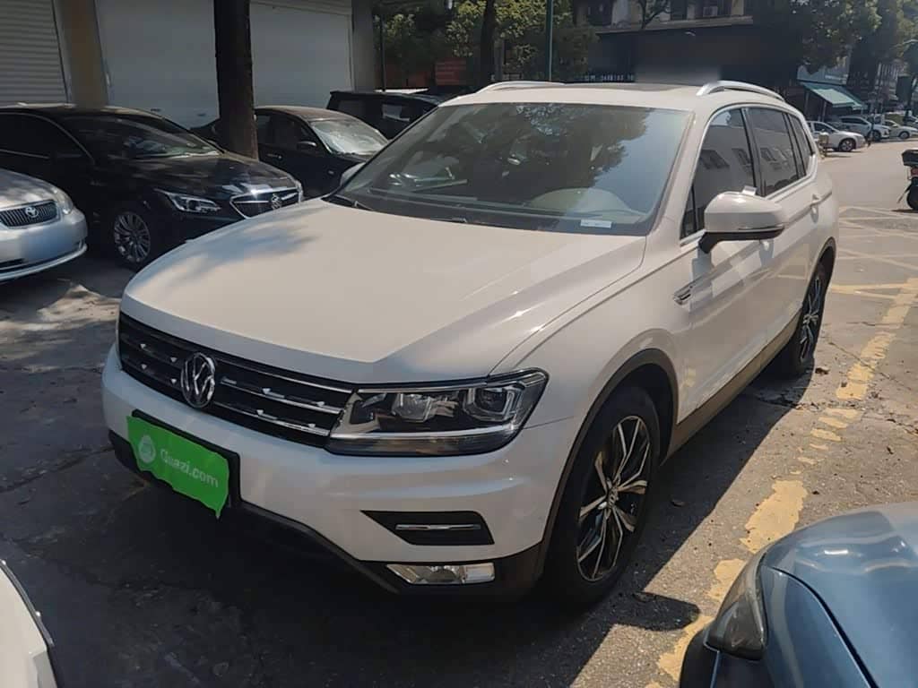 Volkswagen Tiguan L