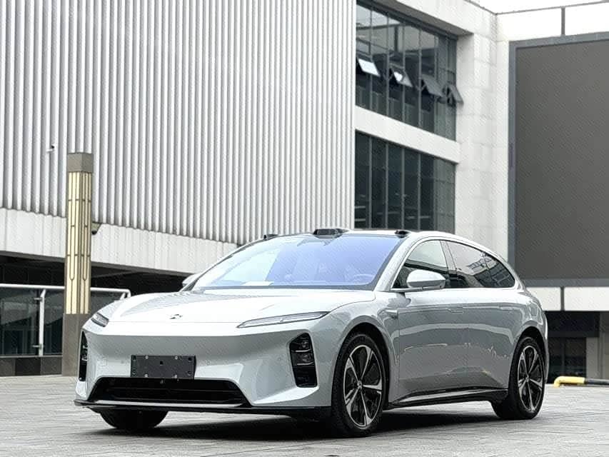 NIO ET5T