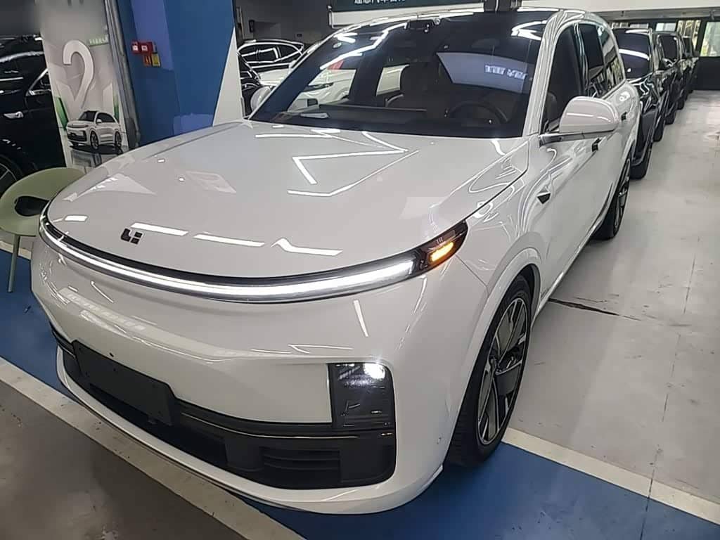 Li Auto Li L8