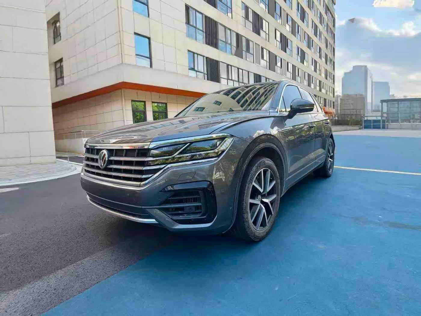Volkswagen Touareg