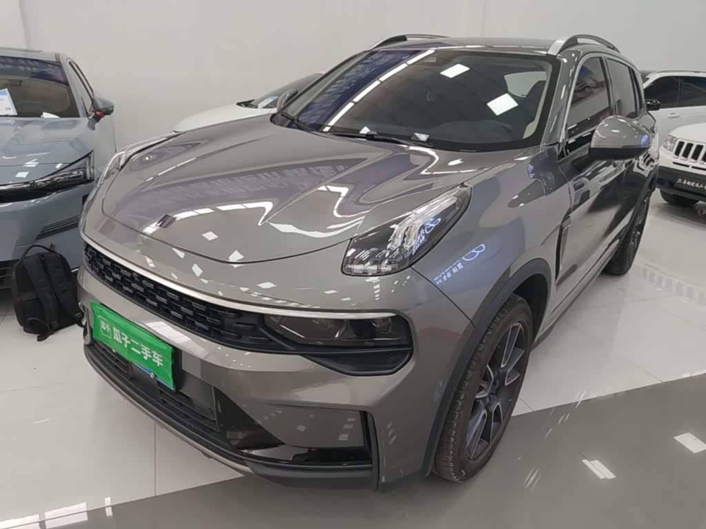 Lynk & Co 01