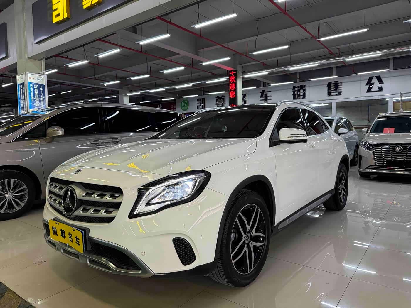 Mercedes-Benz GLA