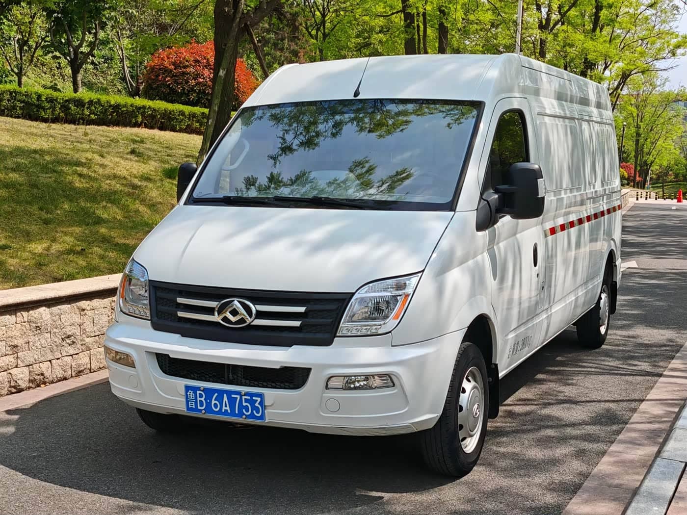 SAIC Maxus Xintu V80