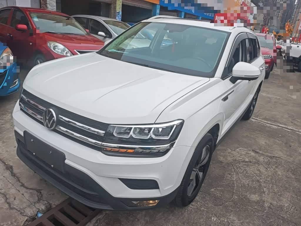 Volkswagen Tharu