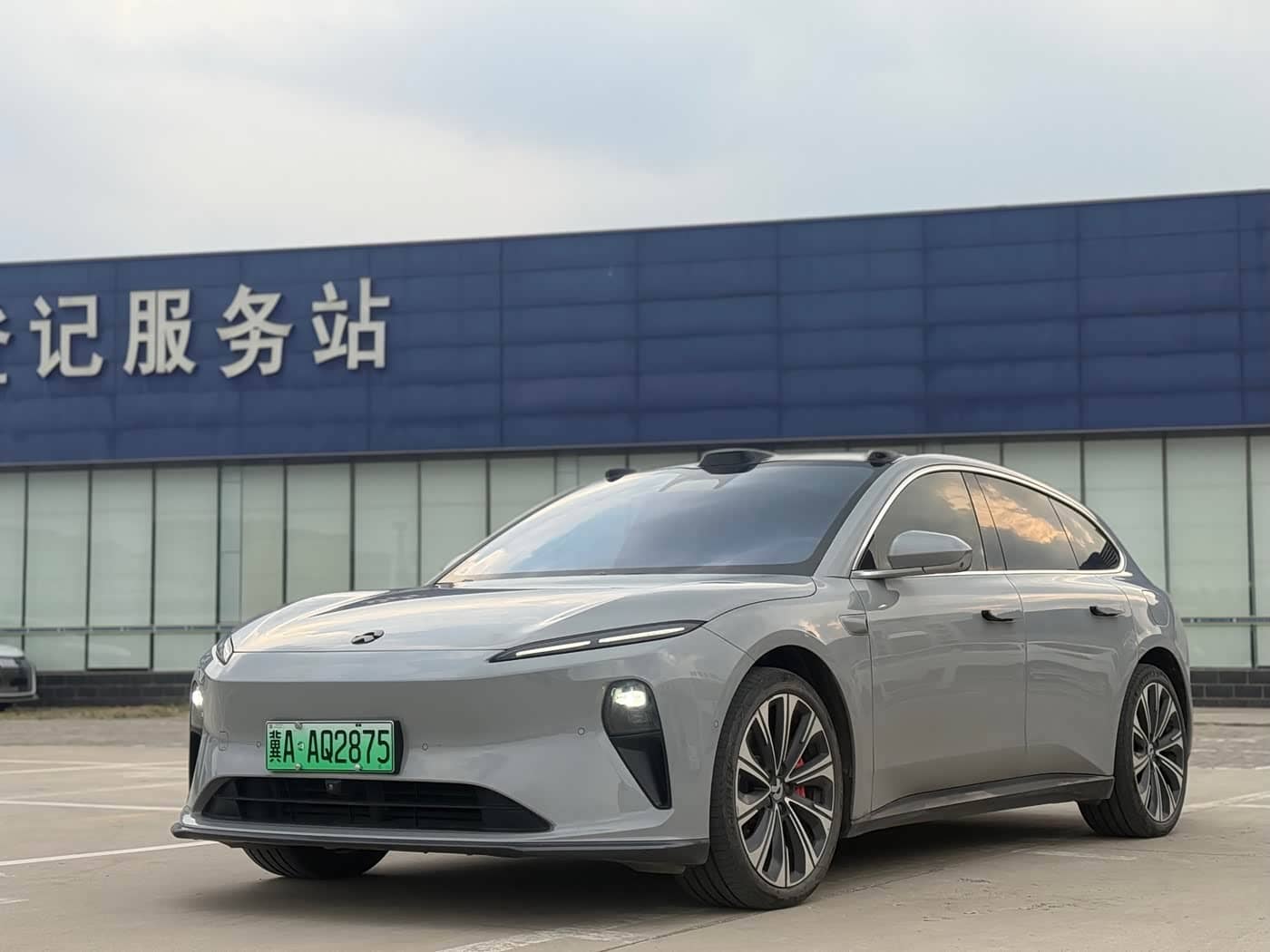 NIO ET5T