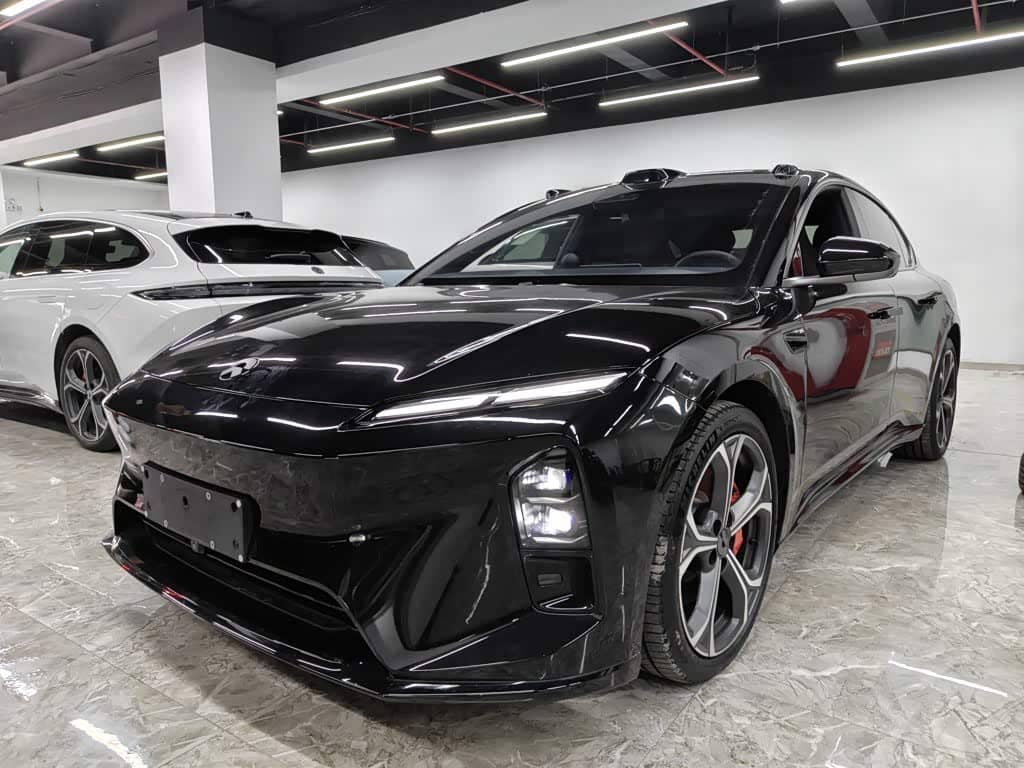 NIO ET5