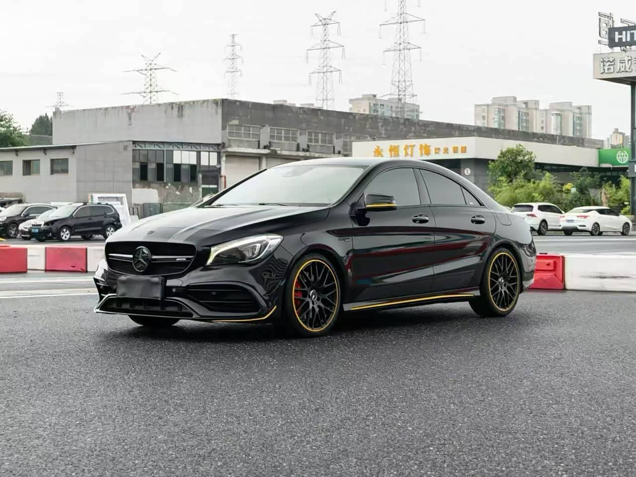 Mercedes-Benz CLA AMG