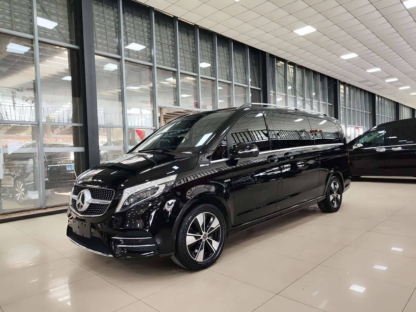 Mercedes-Benz V-Class